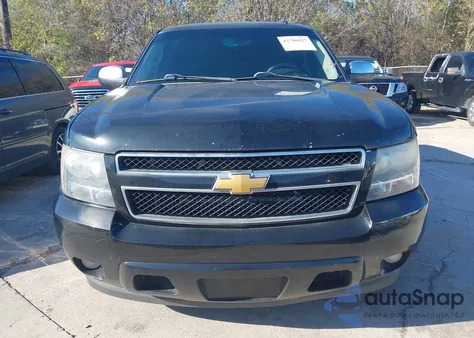 2013 Chevrolet Tahoe Ls z USA, uszkodzony, nr VIN 1GNSCAE00DR142338
